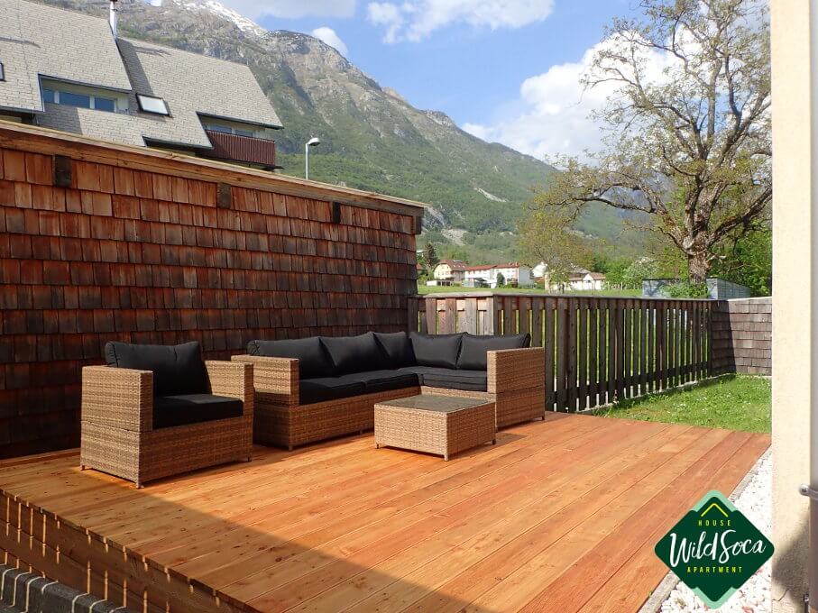 Szállás Bovec | Wild Soča House | Apartman No 5, fa terasz